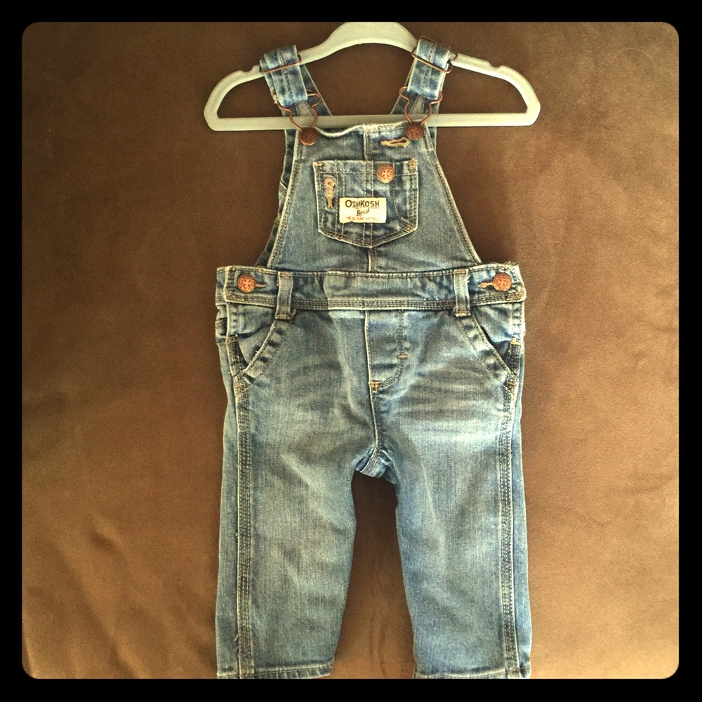 OshKosh B’gosh Baby Boys Overalls Sz 6 months